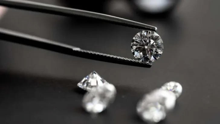 Can Diamonds Get Rusty Or Stained?